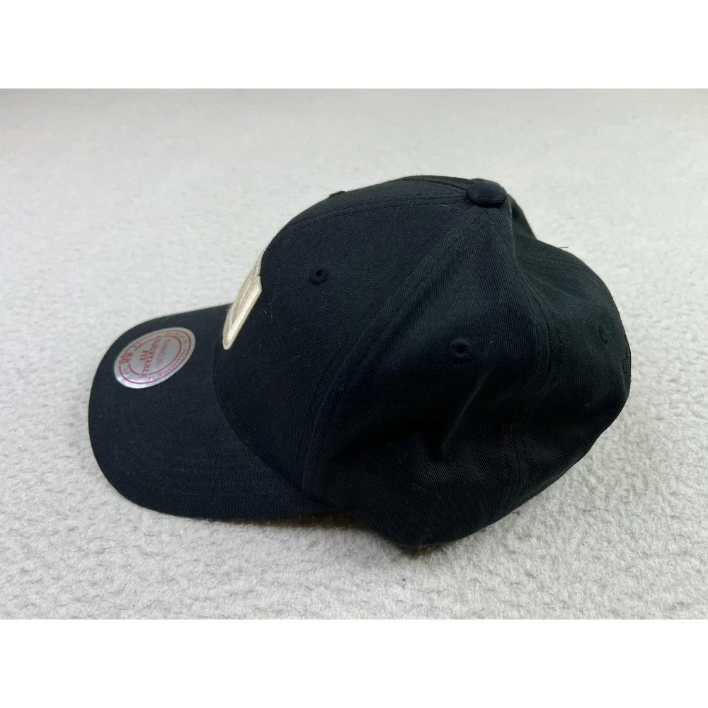 Mitchell & Ness New York Giants Hat Black Snapback NFL Football Cap One Size
